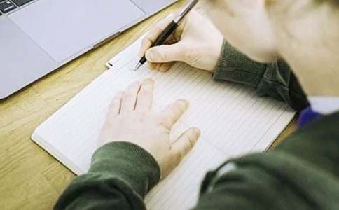 描寫信任的經(jīng)典語(yǔ)段120句