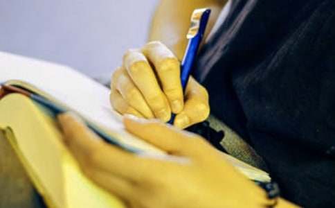 雙城記英文讀后感（精選23篇）