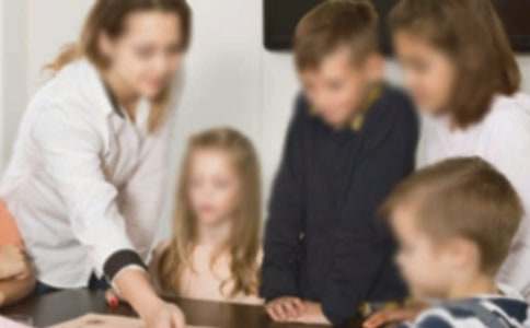 難忘的老師小學(xué)作文400字(通用25篇)