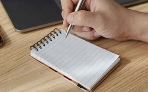 變形記六年級高分作文（通用61篇）