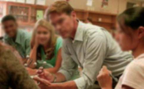 我最敬佩的老師五年級作文(通用32篇)