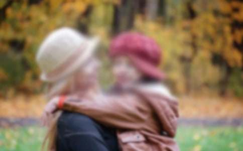 描寫(xiě)母親外貌的片段（精選200段）