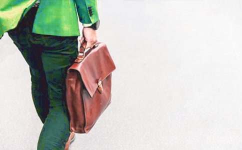 大學(xué)生就業(yè)形勢調(diào)查報告