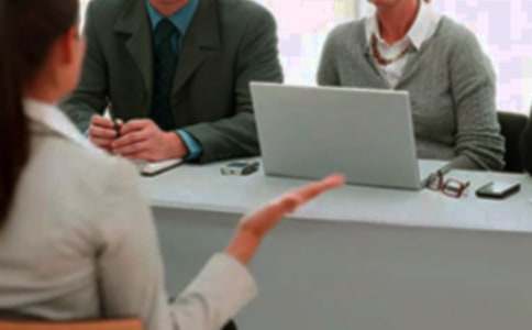 一分鐘簡(jiǎn)短面試自我介紹