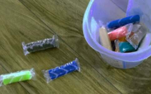 捏橡皮泥的一年級(jí)作文100字（精選19篇）