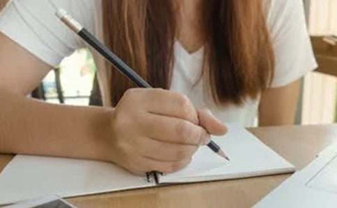 一節(jié)有趣的課五年級(jí)作文600字(通用55篇)