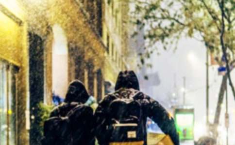 寫(xiě)下雪的高二作文800字(精選24篇)