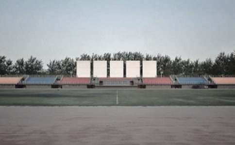 寫操場的優(yōu)美段落140段