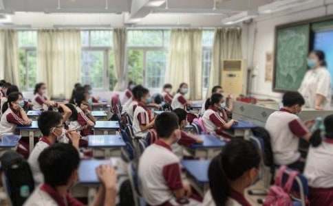 新學(xué)期自我介紹作文100字(共36篇)