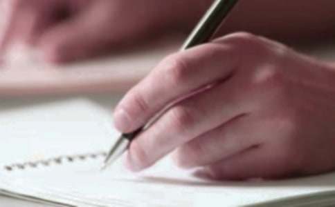 關(guān)于改寫木蘭詩作文300字8篇