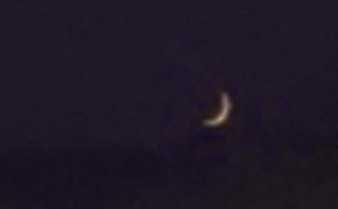 關(guān)于月亮的想象作文450字