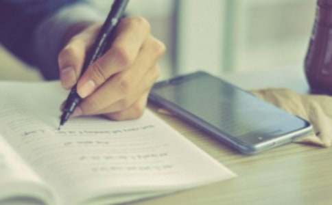 理解與尊重作文2000字(通用11篇)