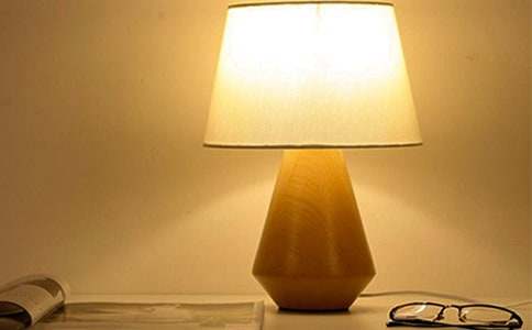 臺(tái)燈說(shuō)明文