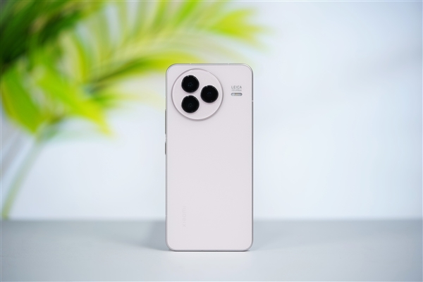 史上有旗艦味的Civi！小米Civi 5 Pro圖賞