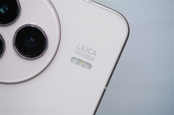 史上有旗艦味的Civi！小米Civi 5 Pro圖賞