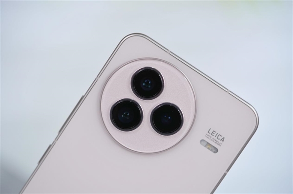 史上有旗艦味的Civi！小米Civi 5 Pro圖賞