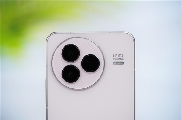 史上有旗艦味的Civi！小米Civi 5 Pro圖賞