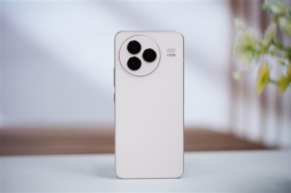 史上有旗艦味的Civi！小米Civi 5 Pro圖賞