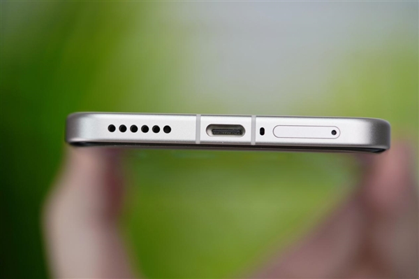 史上有旗艦味的Civi！小米Civi 5 Pro圖賞