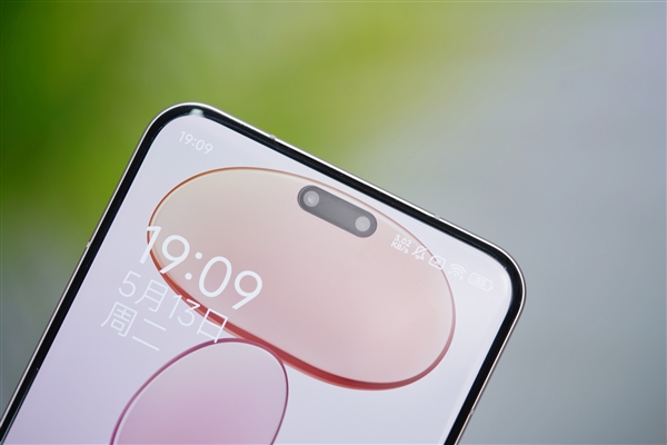 史上有旗艦味的Civi！小米Civi 5 Pro圖賞