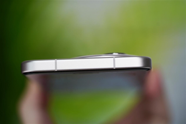 史上有旗艦味的Civi！小米Civi 5 Pro圖賞