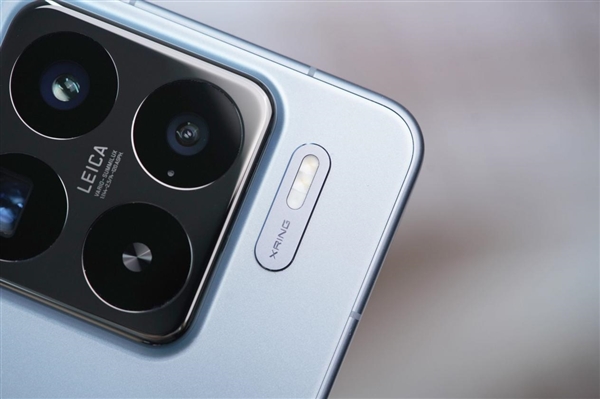 首發(fā)自研玄戒O1芯片！小米15S Pro圖賞