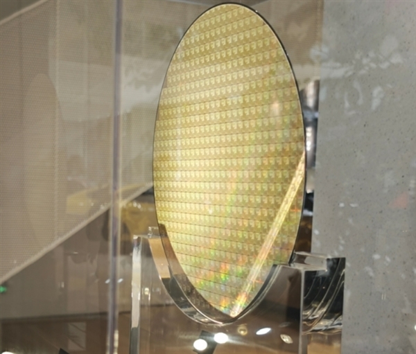 小米玄戒O1外掛聯(lián)發(fā)科T800基帶 供應(yīng)鏈：基帶設(shè)計難度高 NVIDIA、Intel都做不了