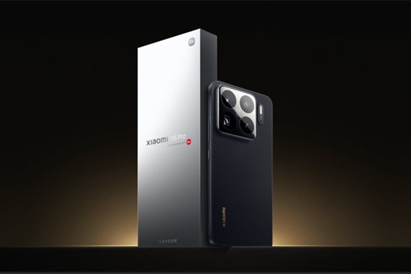 玄戒O1被謠言中傷 小米辟謠 雷軍:請(qǐng)大家轉(zhuǎn)發(fā)