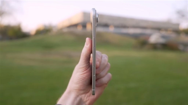 曝iPhone 17 Air僅重146g！夢回iPhone 6s時代