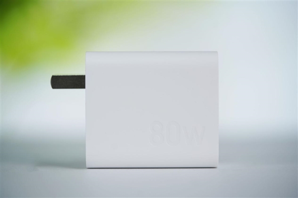 行業(yè)首款南德三防認證手機！魅族Note 16 Pro流云白圖賞