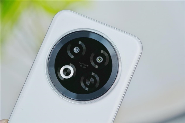 行業(yè)首款南德三防認證手機！魅族Note 16 Pro流云白圖賞