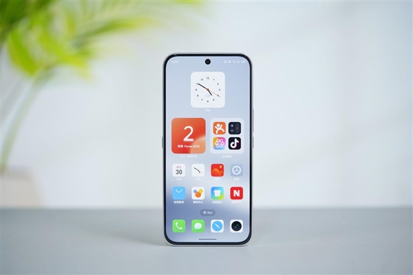 行業(yè)首款南德三防認證手機！魅族Note 16 Pro流云白圖賞