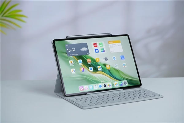 榮耀MagicPad 3入網(wǎng)：13英寸LCD大屏+驍龍8 Gen3