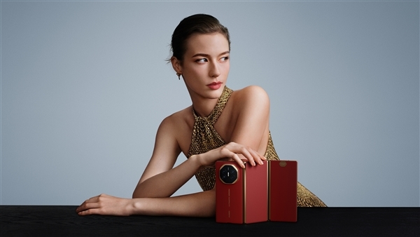 領(lǐng)先蘋果iPhone 17 Air！華為Mate XTs三折疊將國(guó)內(nèi)首發(fā)eSIM