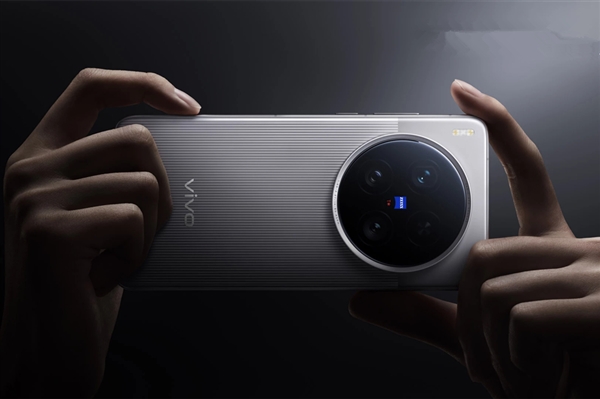 影像新賽道！曝華為小米OPPO和vivo都在評估測試外掛鏡頭