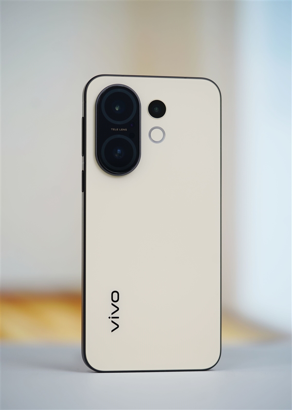 6.31英寸完美小直屏！vivo S30 Pro mini圖賞