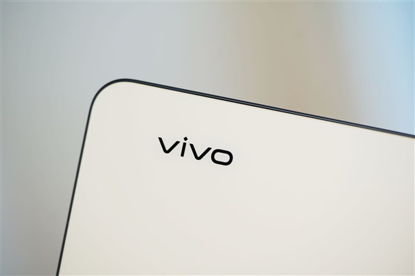 6.31英寸完美小直屏！vivo S30 Pro mini圖賞