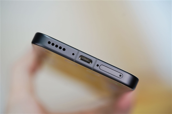 6.31英寸完美小直屏！vivo S30 Pro mini圖賞