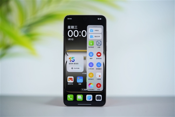 性能強(qiáng)天璣手機(jī)！一加Ace 5至尊版圖賞