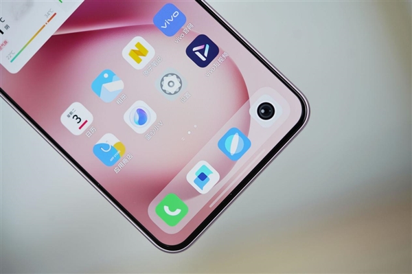 手感絕佳純直屏！vivo S30桃桃粉圖賞