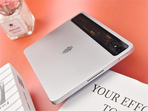 紅魔電競(jìng)平板3 Pro上手:性能火力全開 9英寸板王