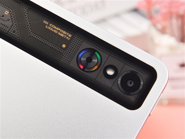 紅魔電競(jìng)平板3 Pro上手:性能火力全開 9英寸板王