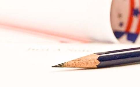 鉛筆和橡皮小學(xué)作文