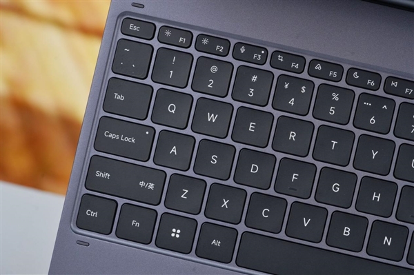 自研玄戒O1芯片加持！小米平板7S Pro 12.5英寸圖賞