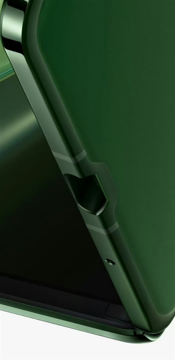 驚艷大折疊！vivo X Fold5過(guò)于輕?。哼B完整C口都塞不下了