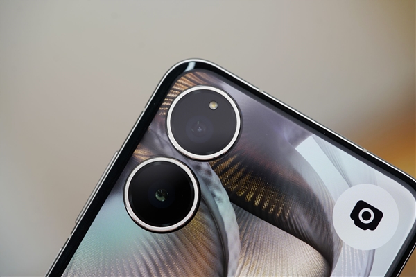 滿配旗艦小折疊屏！小米MIX Flip 2圖賞