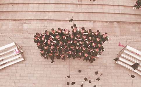 畢業(yè)班的感想