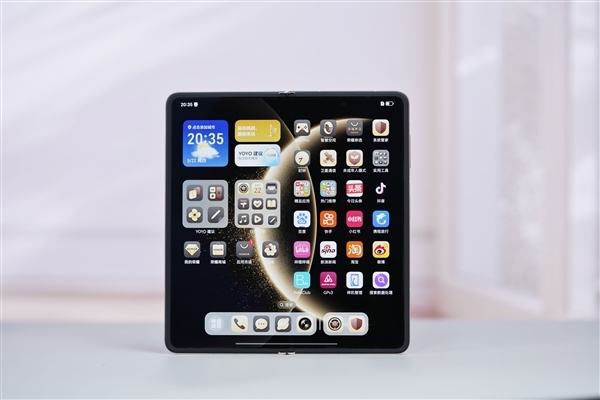 榮耀Magic V5內(nèi)屏有多貴:售后備件價4379元 夠買臺旗艦