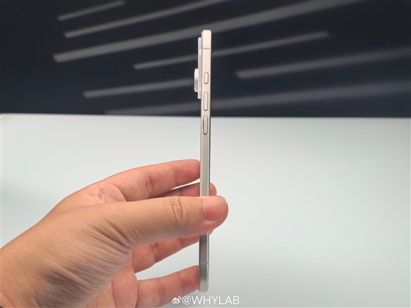 iPhone 17 Air新機(jī)模上手:蘋果史上薄手機(jī) 無SIM卡槽