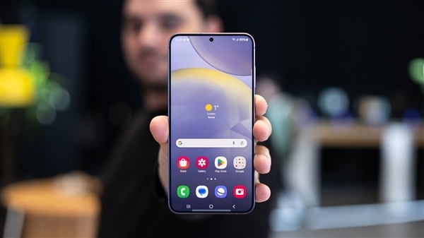 三星蘋果全面同步！Galaxy S26+被砍：超薄Edge取而代之